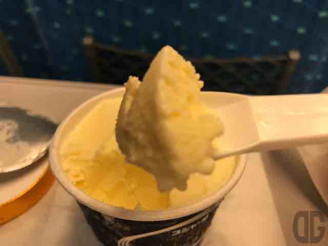 スジャータアイスクリームバニラ味 東海道新幹線に乗ったら食べないわけにはいかない逸品 でぐっち 食