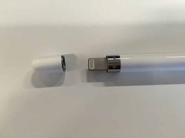 Apple Pencil Lightning コネクタ