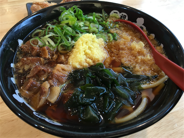 【池袋ランチ】肉肉うどん 東池袋店 – うどんとそばの両盛り!?