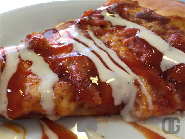 ROCCO’S NEW YORK STYLE PIZZA 王子 〜 バッファローウイングなど本場ニューヨークの味を体験する