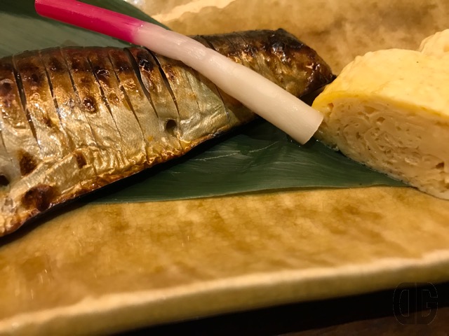 神楽坂 うお匠 鱻(SEN)でお魚定食の焼魚をいただく