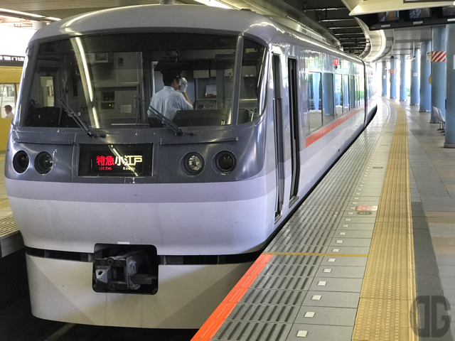 特急レッドアロー小江戸号で本川越から西武新宿までのプレミア感を楽しむ