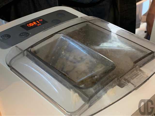 撹拌が終わると製麺モードになりますが、、、