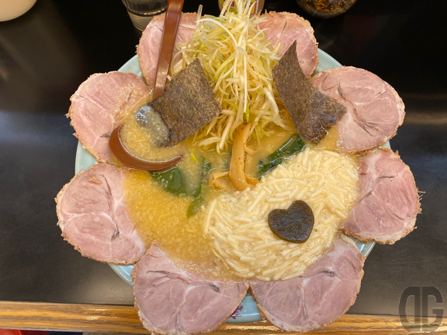 正油ねぎとろチャーシュー(1,150円)+中盛(100円)