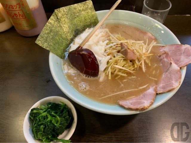 ネギとろラーメン＋チャーシュウ＋ほうれん草