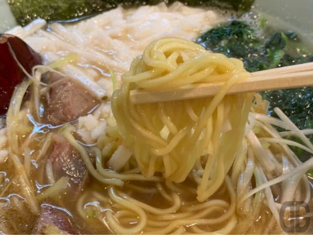 具だくさんなラーメンいただきます